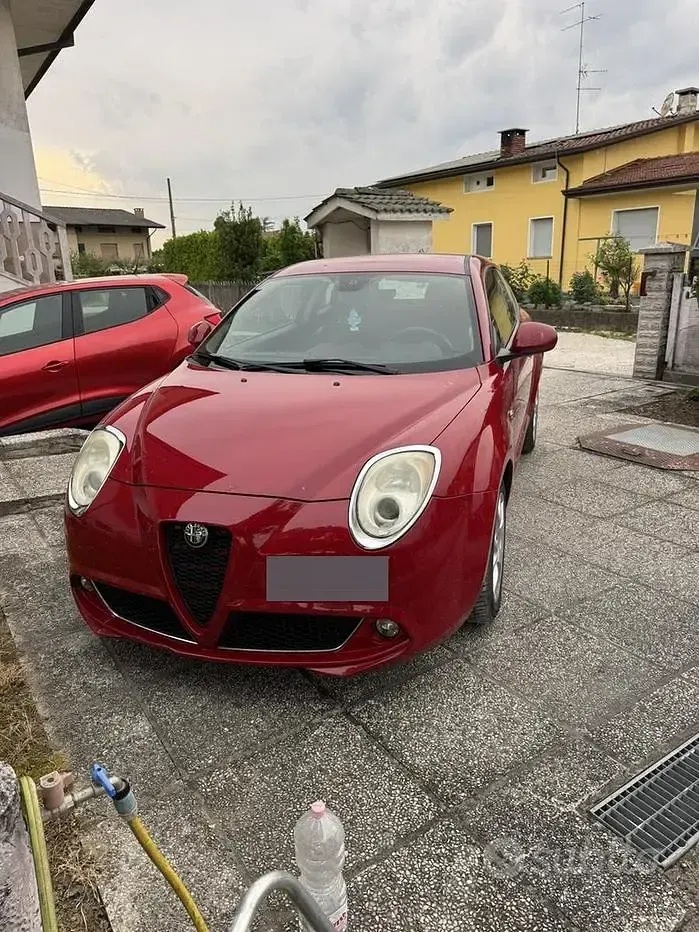 Usata Alfa Romeo MiTo 90 CV (66 kW) 2009 Rosso Utilitaria