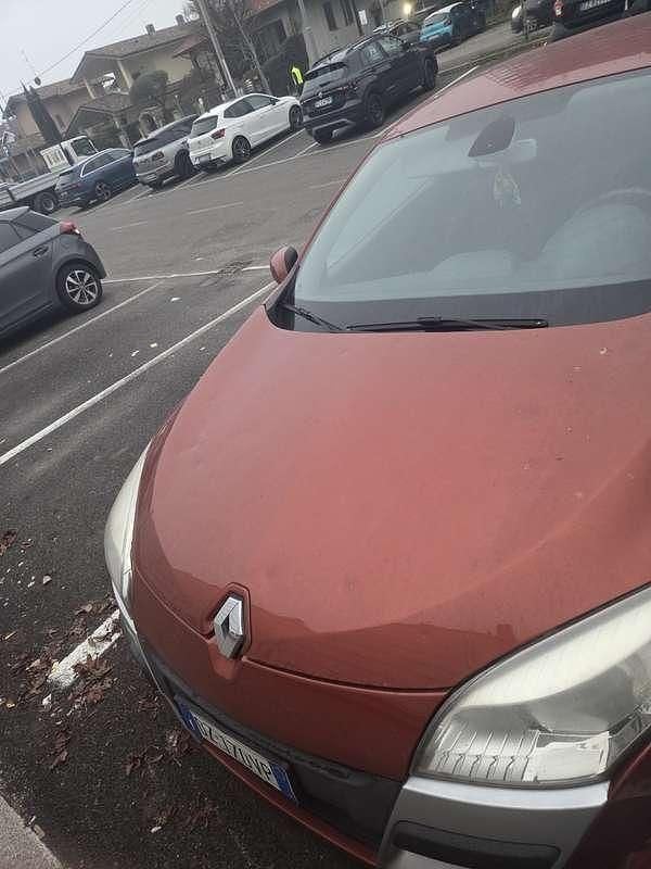 Usata Renault Mégane Coupé Dynamique 110 CV (80 kW) 2009 Arancione Coupé