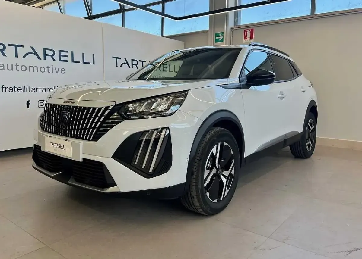 Nuova Peugeot 2008 Allure 145 CV (106 kW) 2026 Bianco SUV
