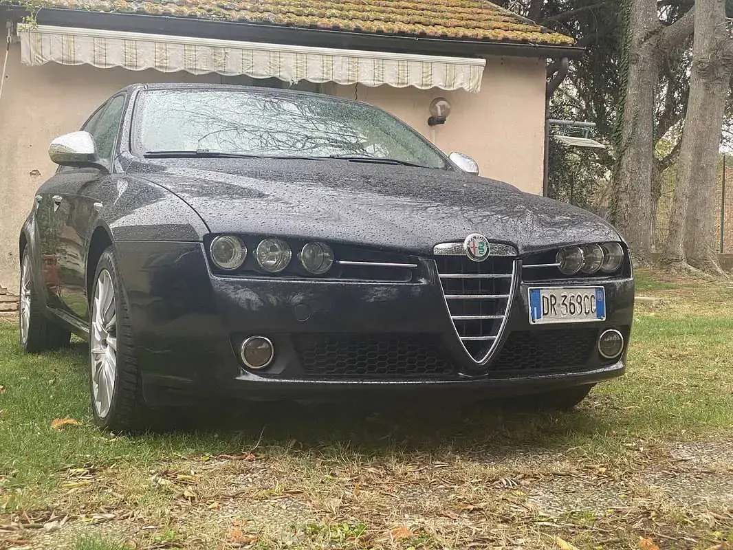 Usata Alfa Romeo 159 Exclusive 150 CV (110 kW) 2008 Nero Station wagon