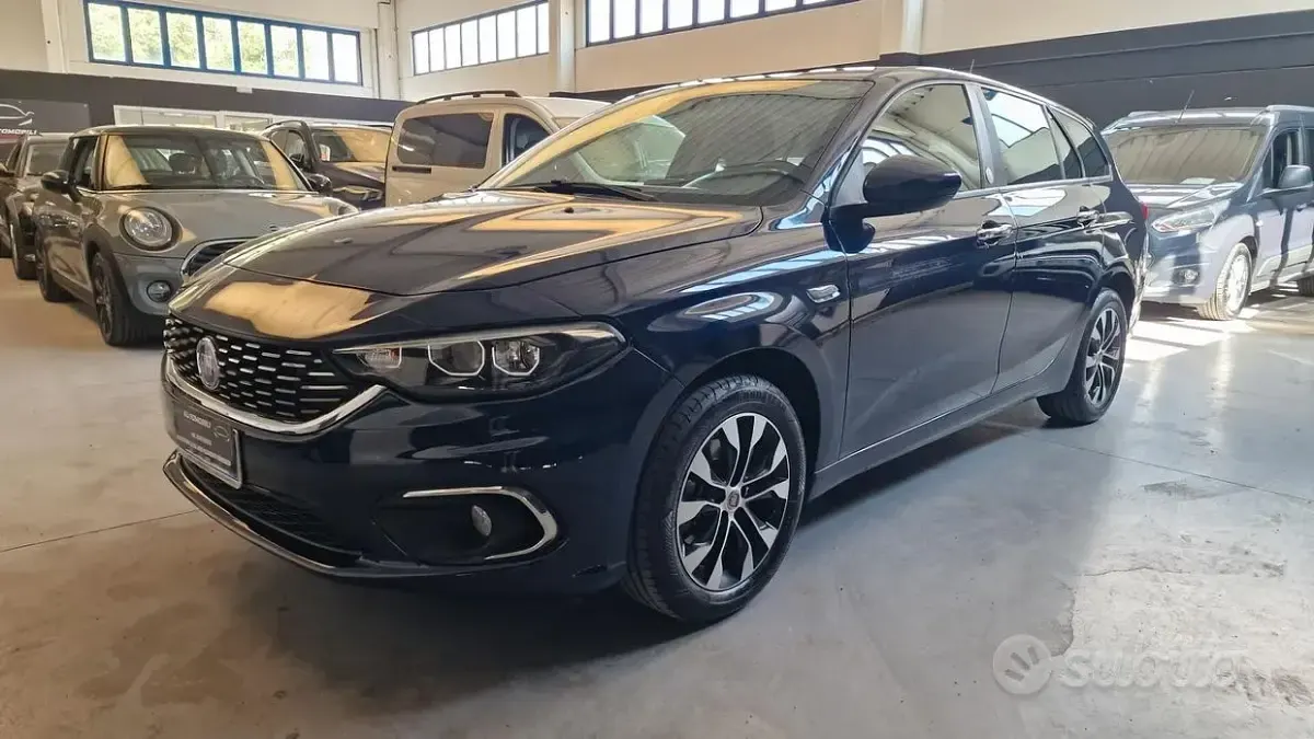 Usata Fiat Tipo Lounge 95 CV (69 kW) 2020 Blu Station wagon