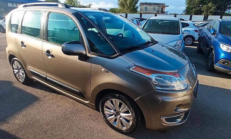 Usata Citroën C3 Exclusive 90 CV (66 kW) 2010 Oro Utilitaria