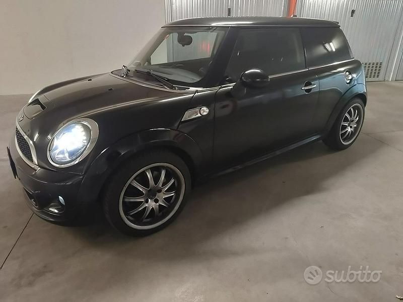 Usata Mini Cooper S 184 CV (135 kW) 2012 Nero Utilitaria