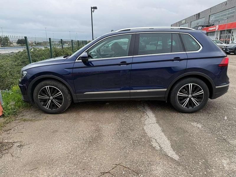 Usata VW Tiguan Advance 150 CV (110 kW) 2020 Blu/azzurro SUV