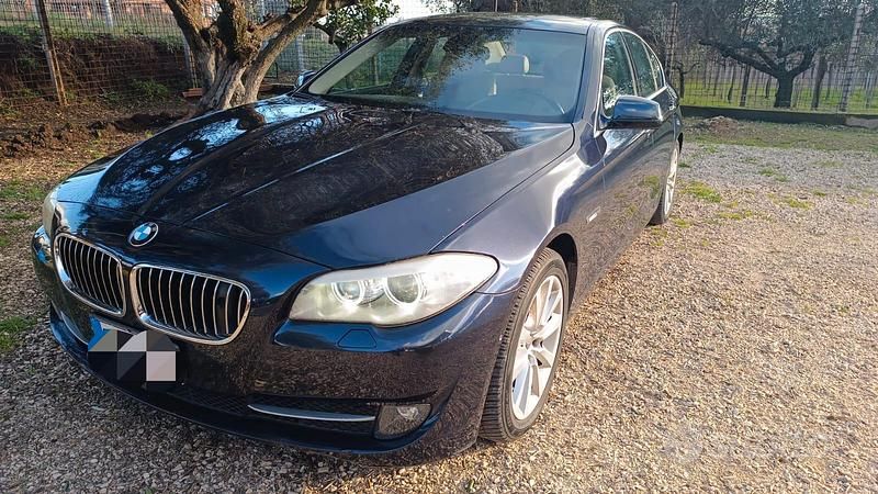 Usata BMW 530 2011 Blu Berlina