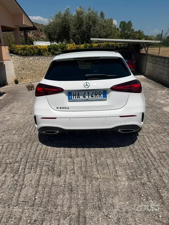 Usata Mercedes A200 150 CV (110 kW) 2025 Bianco Berlina