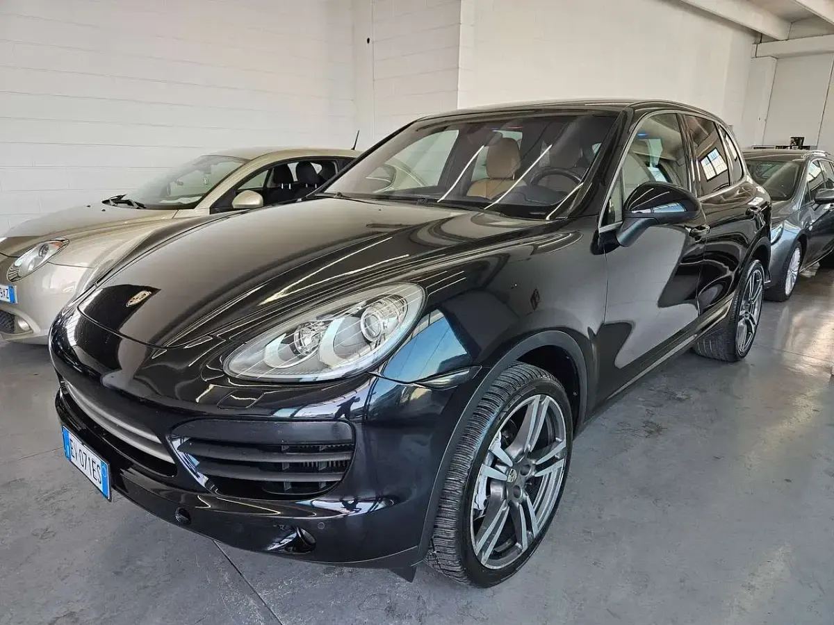 Usata Porsche Cayenne 245 CV (180 kW) 2014 Nero SUV