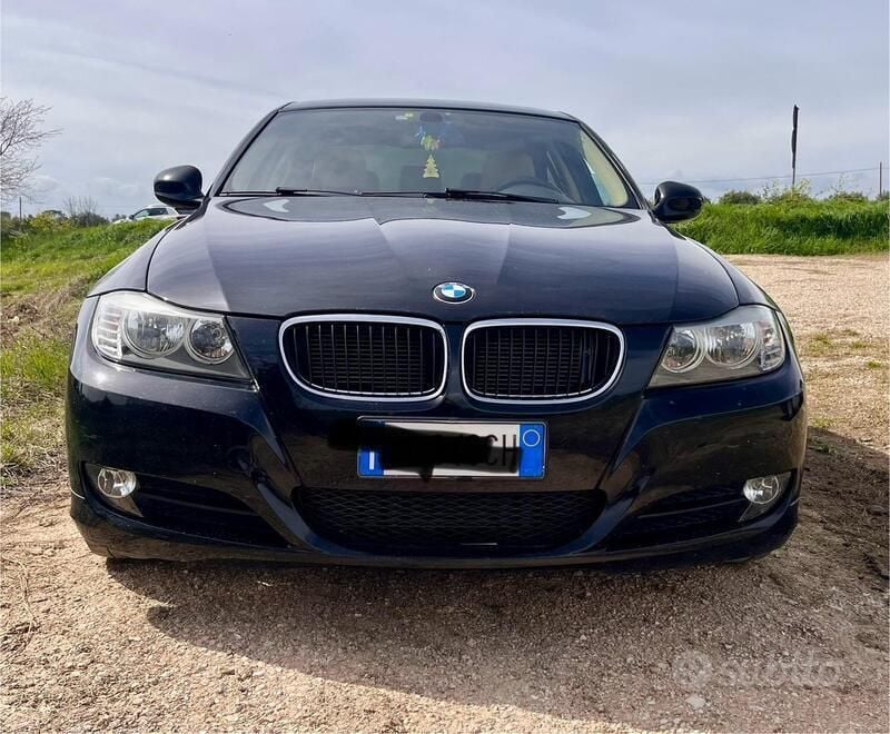 Usata BMW 316 116 CV (85 kW) 2010 Nero Berlina