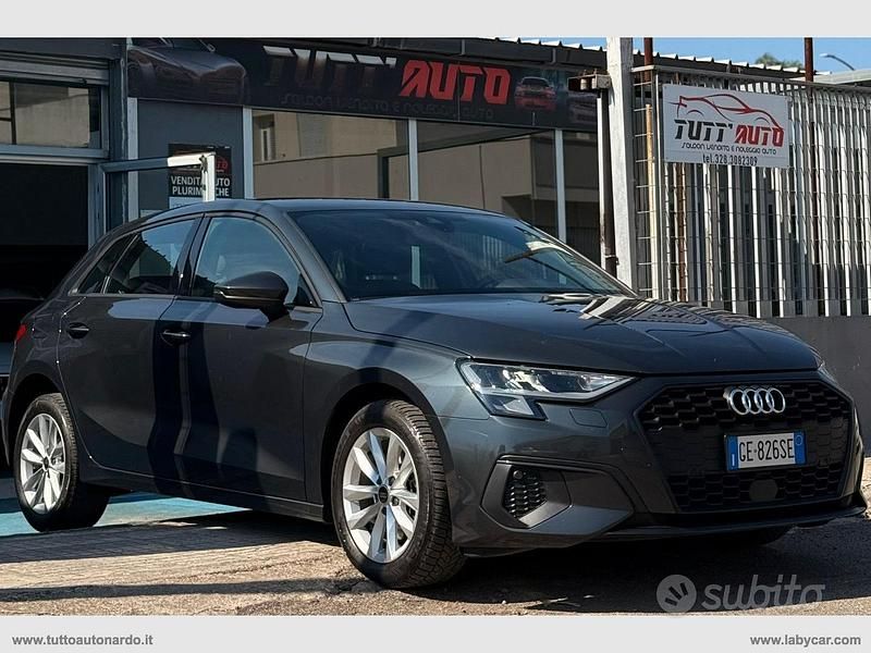 Nero Usata 2021 Audi A3 S-Line Tre volumi | 19.000 € (Ottimo prezzo) - Immagine 1/4