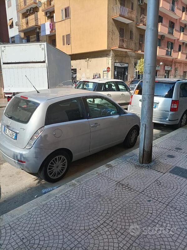 Usata Lancia Ypsilon 69 CV (50 kW) 2008 Utilitaria