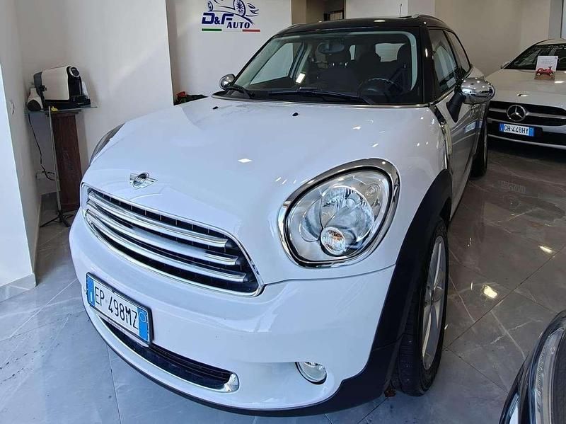 Bianco Usata 2013 Mini Cooper D Countryman SUV | 10.700 € (Buon prezzo) - Immagine 1/4