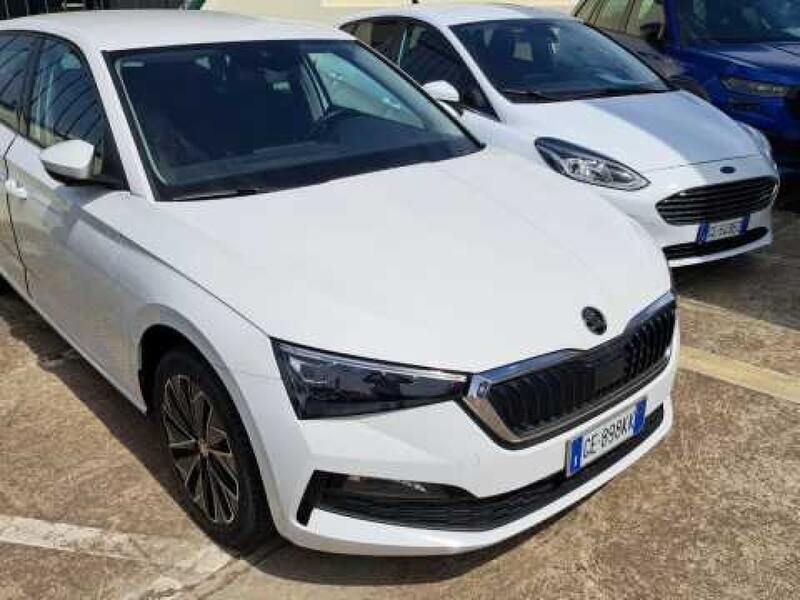 Usata Skoda Scala Style 116 CV (85 kW) 2021 Bianco Utilitaria