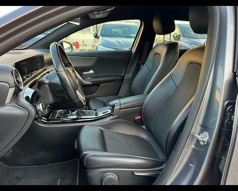Usata Mercedes A180 116 CV (85 kW) 2019 Bianco Utilitaria