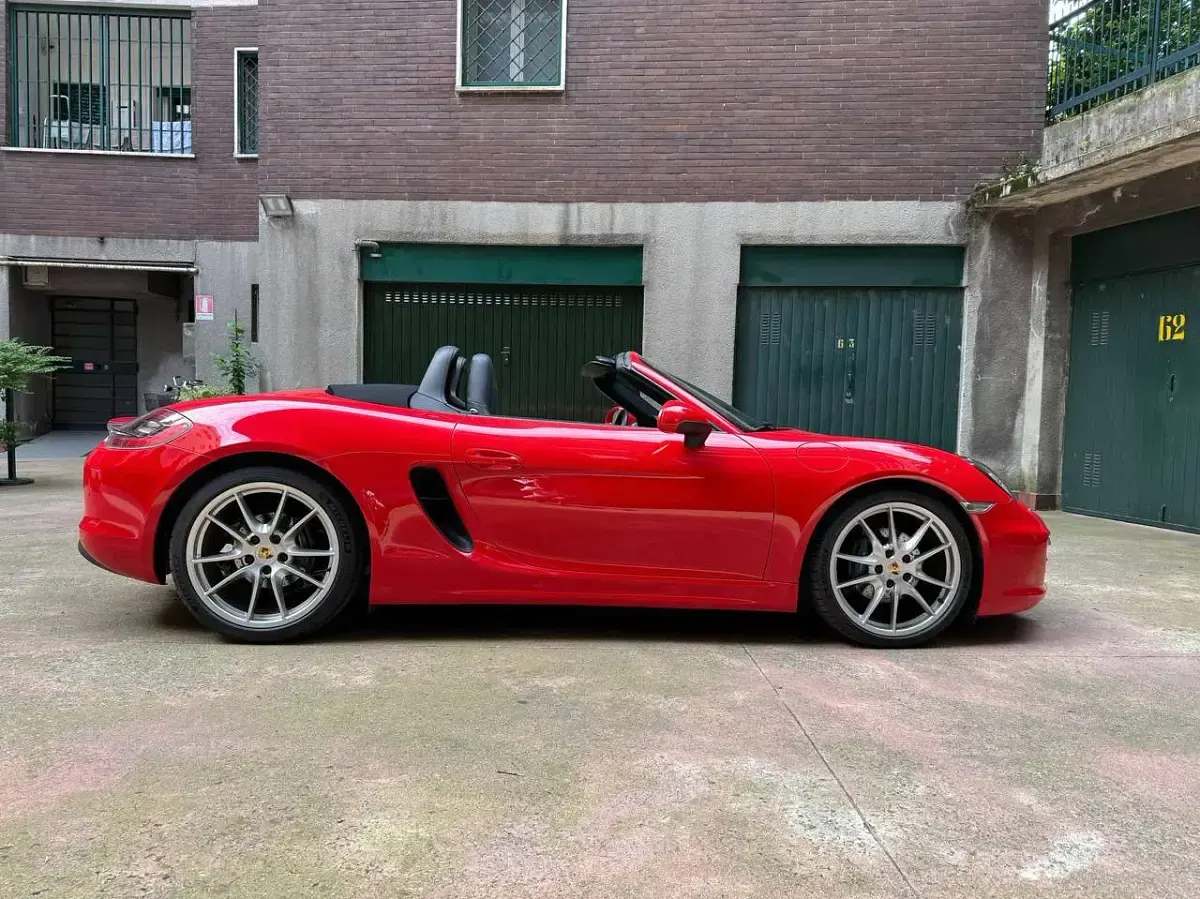 Usata Porsche Boxster 265 CV (194 kW) 2013 Guards red Cabrio