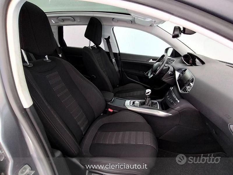 Occasion Peugeot 308 Allure 150 ch (110 kW) 2015 Gris Break