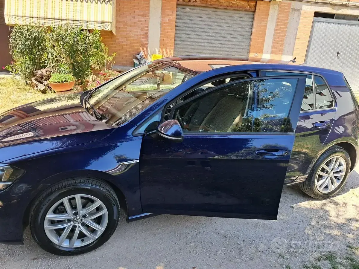 Używany VW Golf VII 110 KM (80 kW) 2018 Sedan/Limuzyna