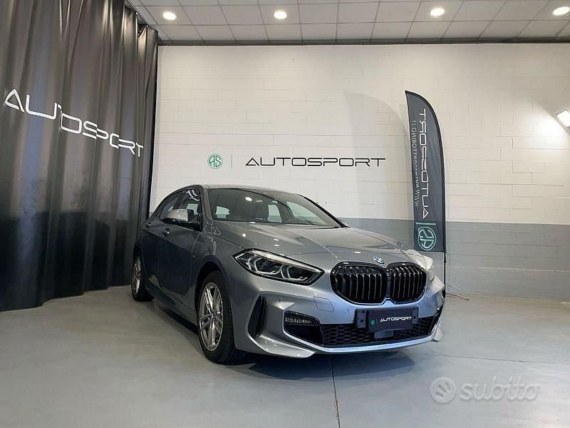 Usata BMW 118 M Sport 136 CV (100 kW) 2023 Grigio Utilitaria