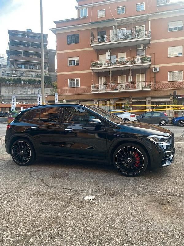 Usata Mercedes GLA45 AMG AMG 421 CV (309 kW) 2021 Nero SUV