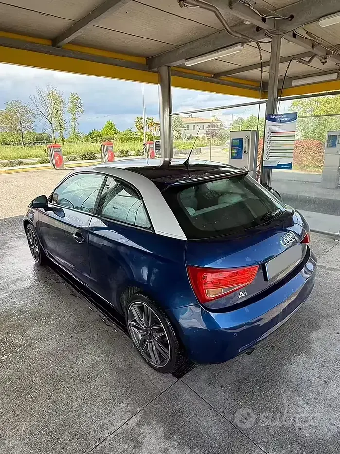 Usata Audi A1 Ambition 90 CV (66 kW) 2012 Blu Utilitaria