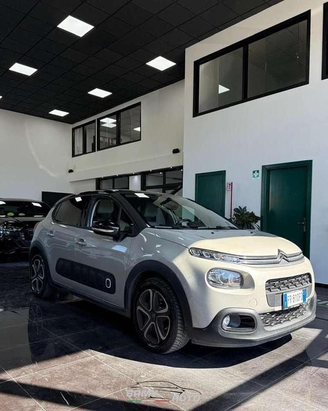 Usata Citroën C3 Shine 75 CV (55 kW) 2018 Beige Utilitaria