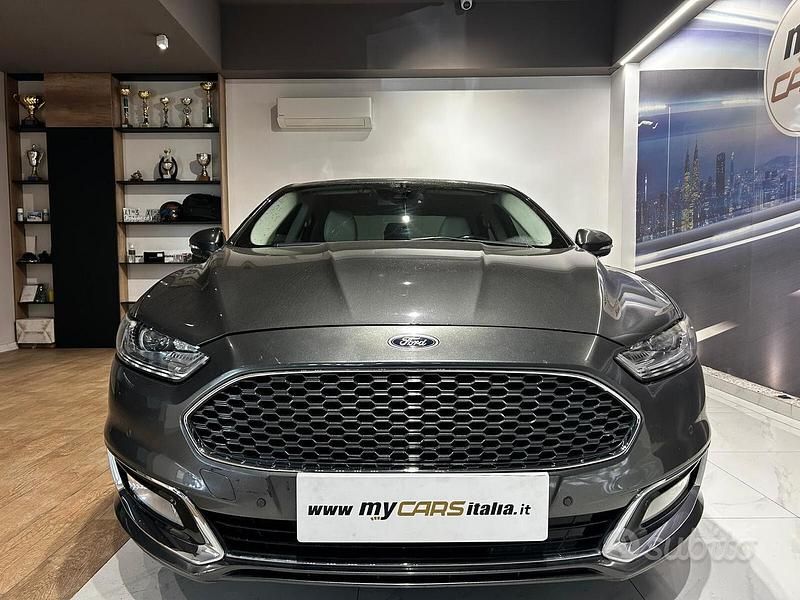 Occasion Ford Mondeo Vignale 180 ch (132 kW) 2018 Gris Break