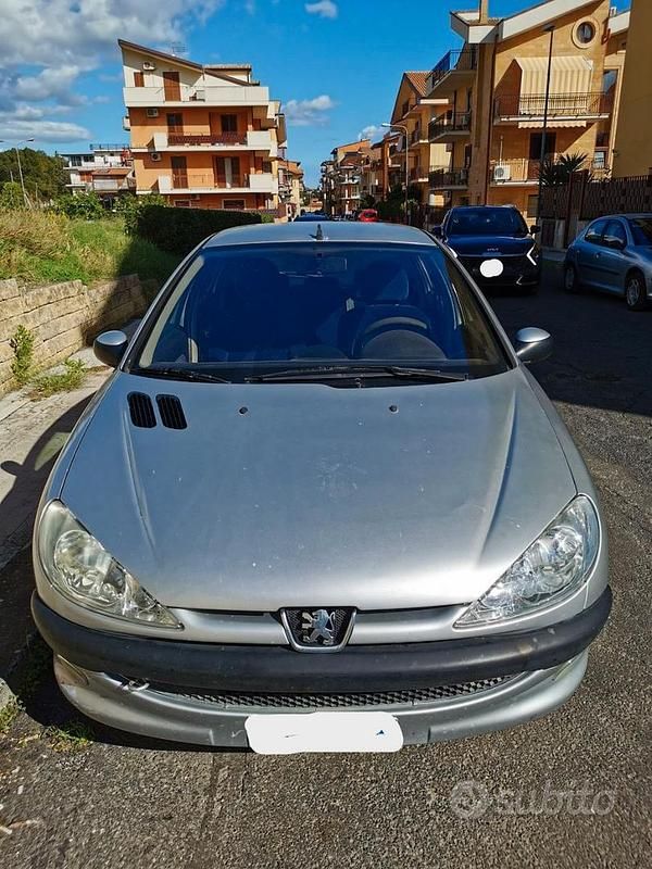 Usata Peugeot 206 2003 Grigio Utilitaria