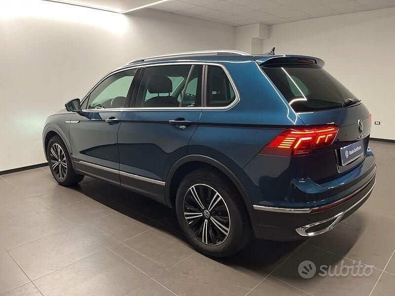 Usata VW Tiguan Elegance 150 CV (110 kW) 2022 Blu SUV