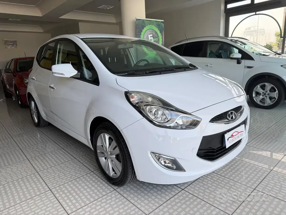 Usata Hyundai ix20 Comfort 90 CV (66 kW) 2011 Bianco Utilitaria