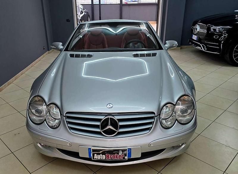 Usata Mercedes SL500 307 CV (225 kW) 2002 Argento Cabrio