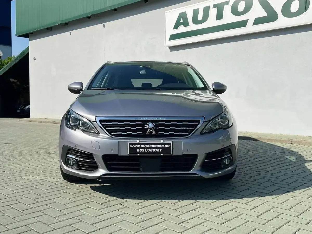 Usata Peugeot 308 SW Allure 131 CV (96 kW) 2019 Grigio Station wagon