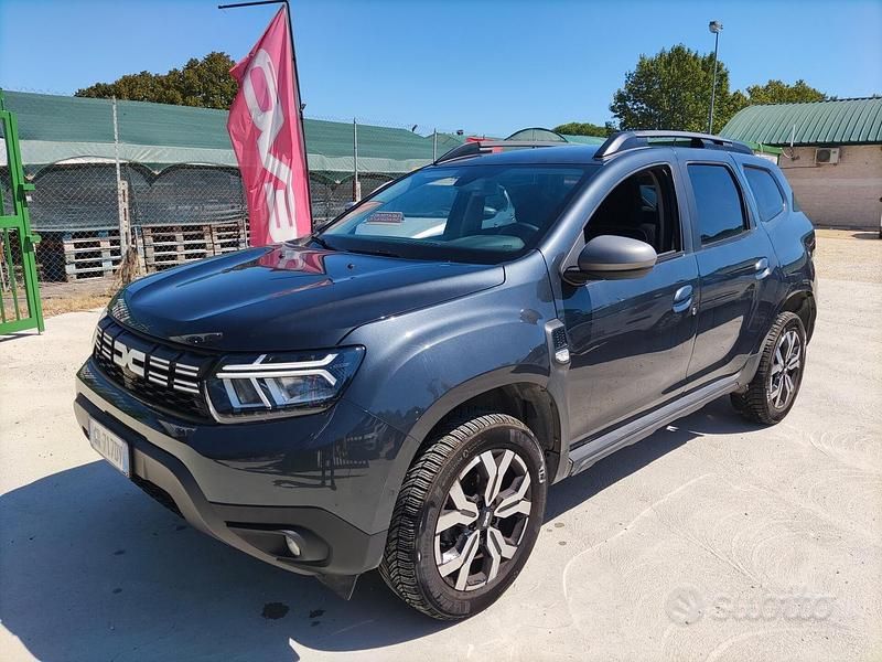 Grigio Usata 2023 Dacia Duster Journey SUV | 15.700 € (Ottimo prezzo) - Immagine 1/4