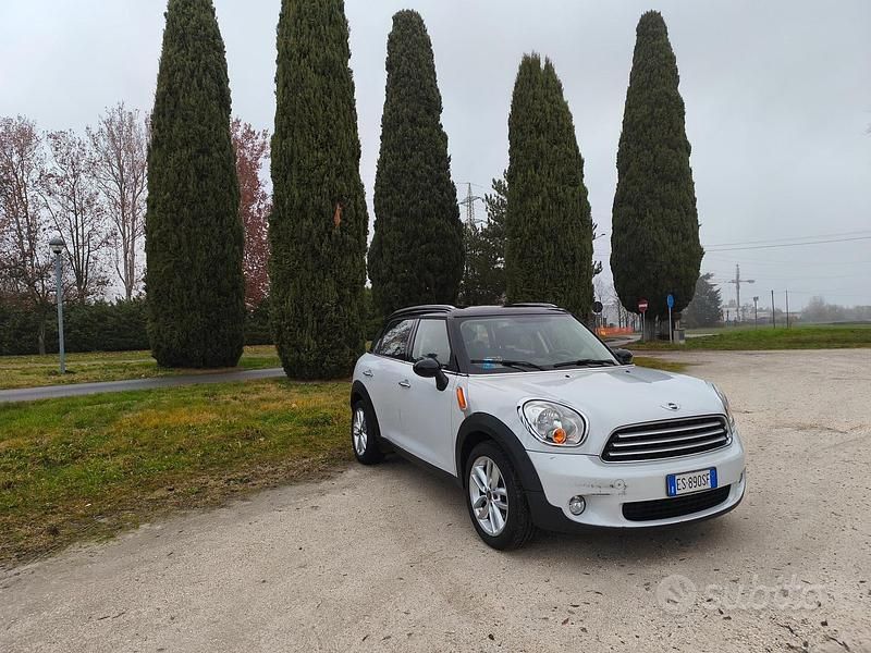 Usata Mini Cooper D Countryman 111 CV (81 kW) 2013 Bianco SUV
