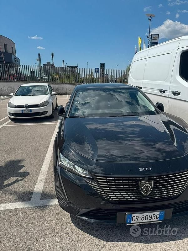 Usata Peugeot 308 Allure 131 CV (96 kW) 2024 Nero Berlina