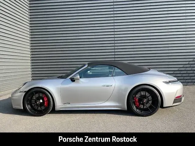 Usata Porsche 911 Carrera GTS 541 CV (397 kW) 2026 Argento Cabrio