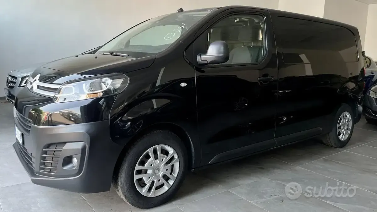 Usata Citroën Jumpy 144 CV (105 kW) 2022 Nero Monovolume