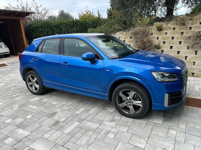 Usata Audi Q2 S-Line 150 CV (110 kW) 2020 Blu SUV