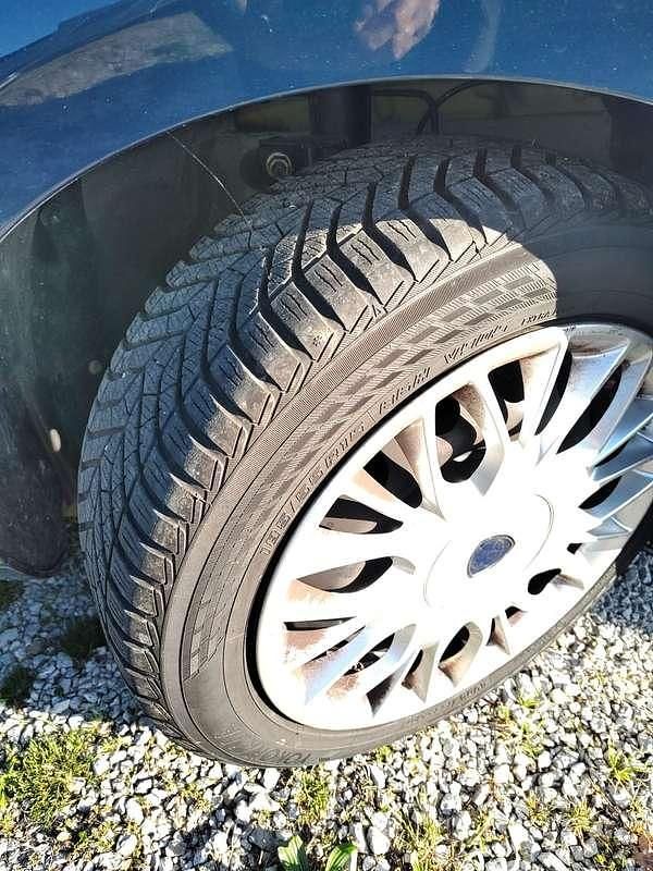 Usata Lancia Ypsilon Silver 69 CV (50 kW) 2016 Utilitaria