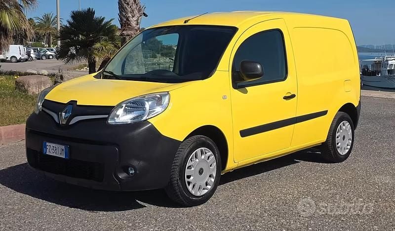 Usata Renault Kangoo 110 CV (80 kW) 2019 Giallo Monovolume