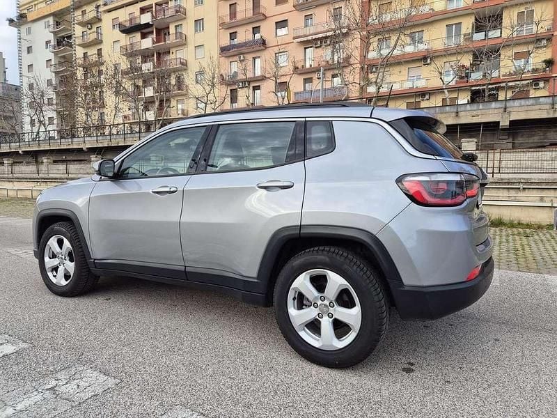 Usata Jeep Compass 120 CV (88 kW) 2019 Argento SUV