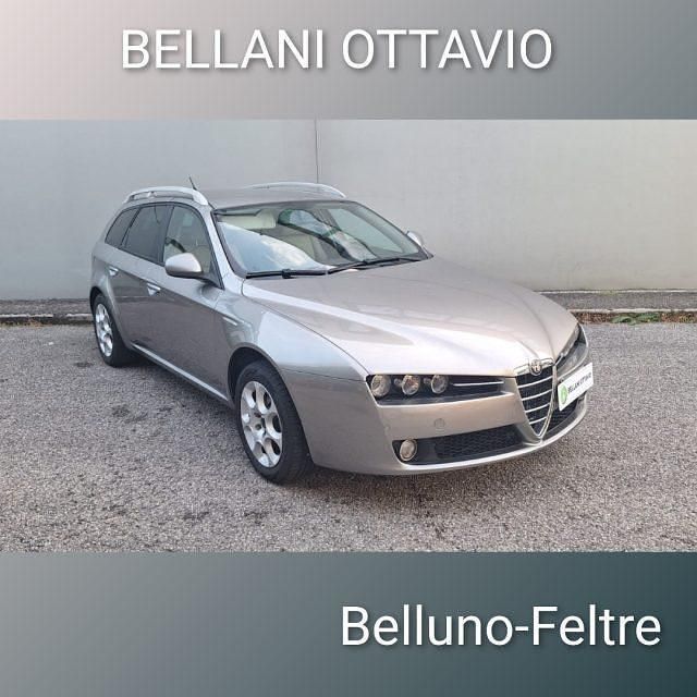 Usata Alfa Romeo 159 140 CV (102 kW) 2007 Grigio Station wagon
