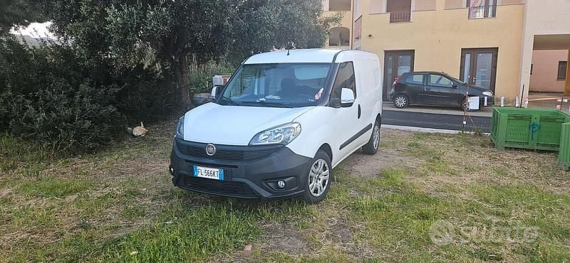Usata Fiat Doblò 95 CV (69 kW) 2017 Bianco Monovolume