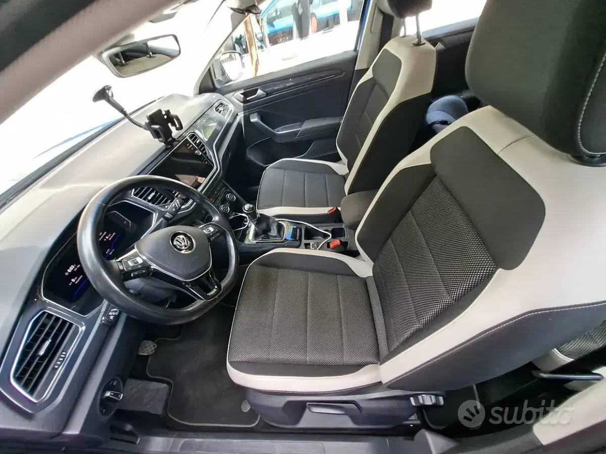 Usata VW T-Roc 150 CV (110 kW) 2018 SUV