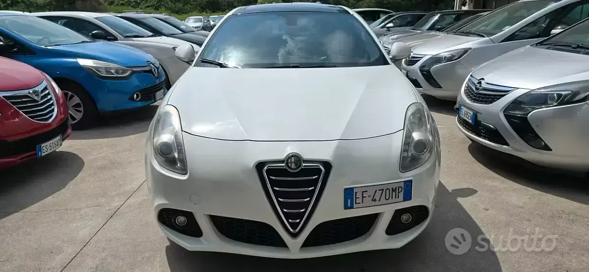 Usata Alfa Romeo Giulietta Distinctive 170 CV (125 kW) 2010 Bianco Utilitaria