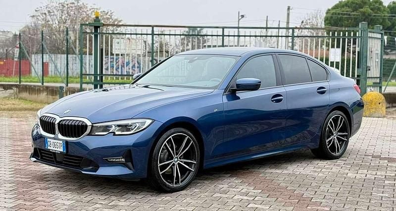 Blu/azzurro Usata 2020 BMW 320 M Sport Tre volumi | 31.950 € (Ottimo prezzo) - Immagine 1/4