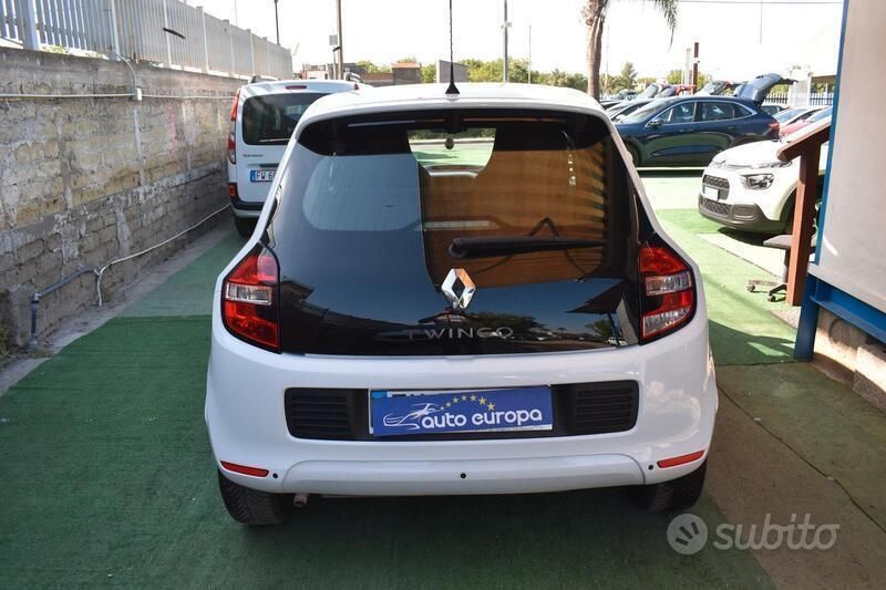 Usata Renault Twingo SE 69 CV (50 kW) 2019 Bianco Utilitaria