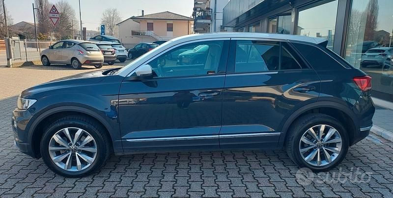 Usata VW T-Roc Style 110 CV (80 kW) 2021 Grigio SUV