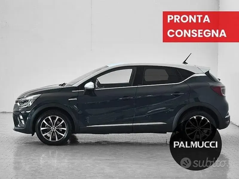 Usata Renault Captur Intens 143 CV (105 kW) 2021 Grigio SUV