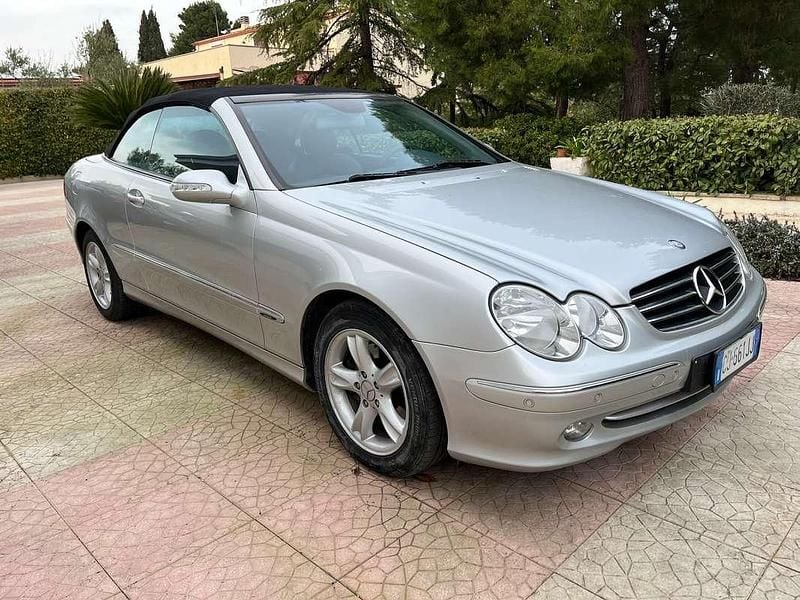 Occasion Mercedes CLK200 Avantgarde 136 ch (100 kW) 2003 Argent Cabriolet