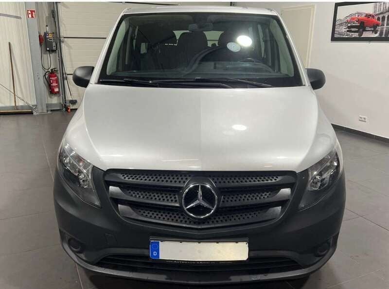 Begagnad Mercedes Vito 136 HK (100 kW) 2020 Silver Van