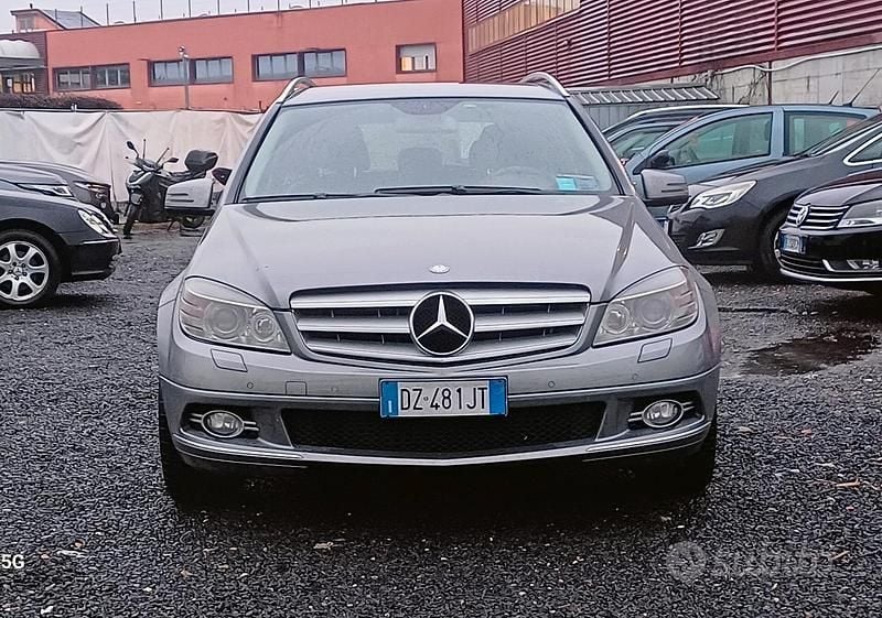 Usata Mercedes C220 Avantgarde 169 CV (124 kW) 2010 Grigio Station wagon